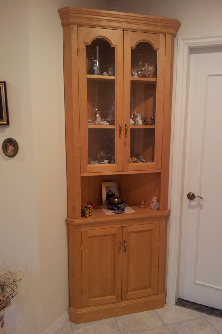Maple Corner Cabinet